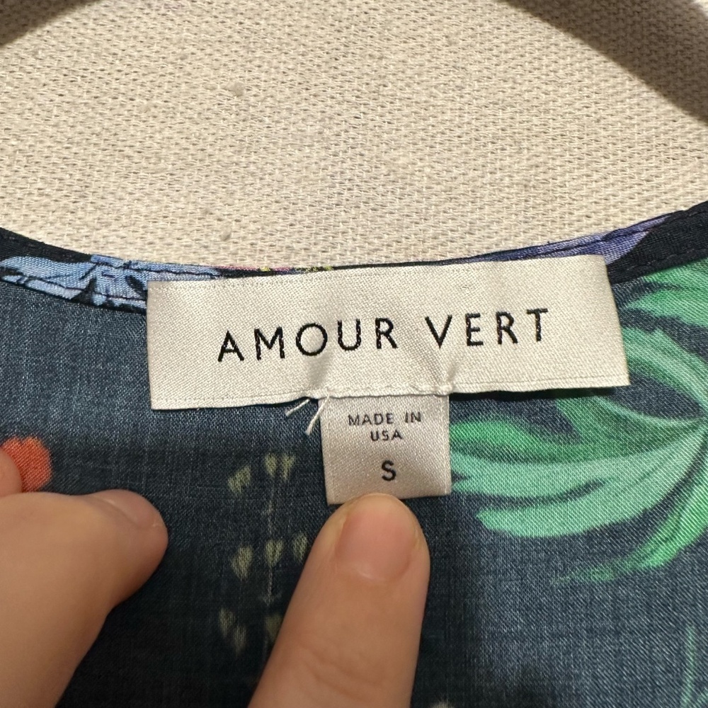 Amour Vert Floral Front Twist Dress - size S - Picture 6 of 7